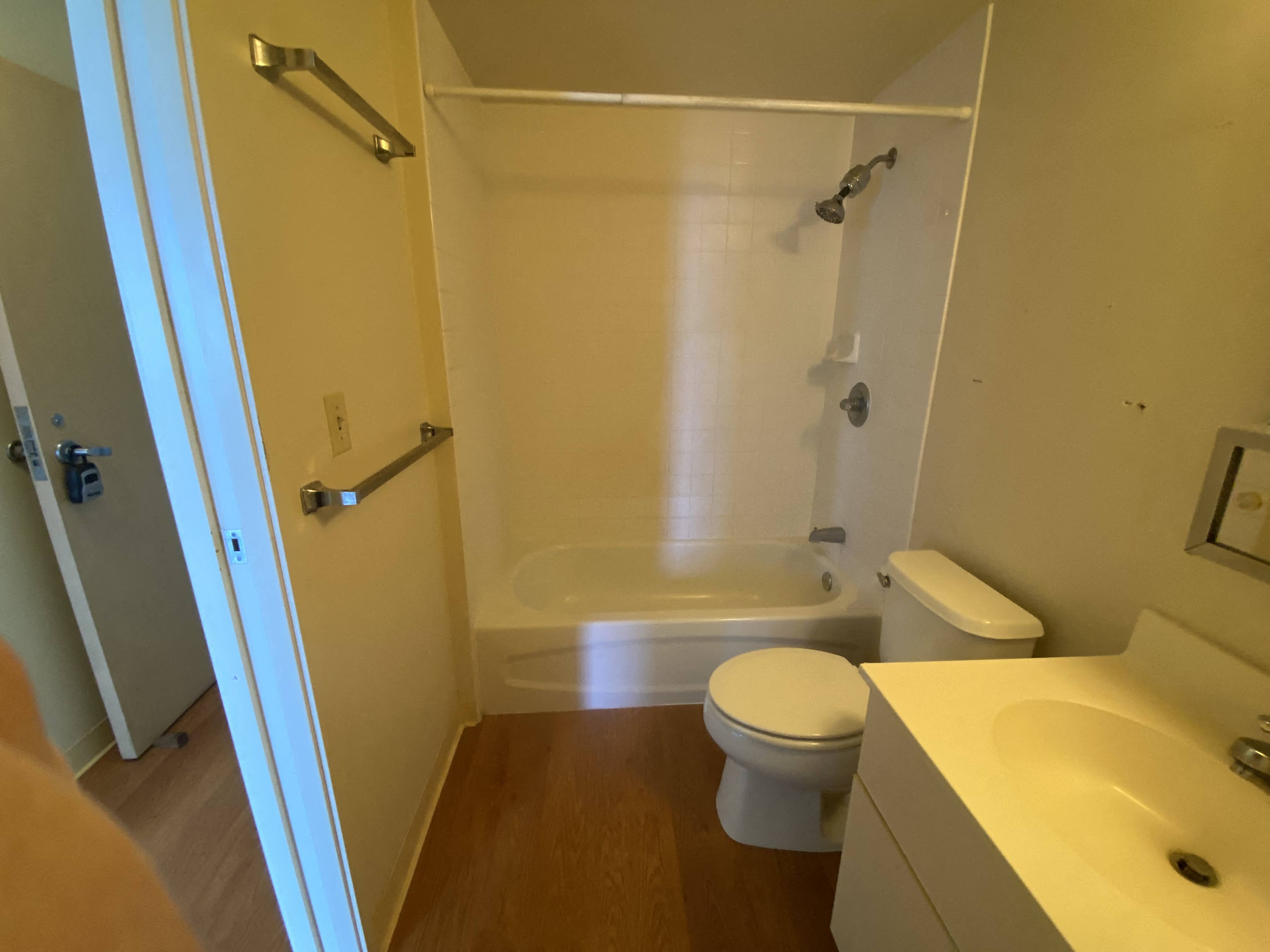this is a photo of the bathroom in the 690 square foot 1 bedroom apartment at the